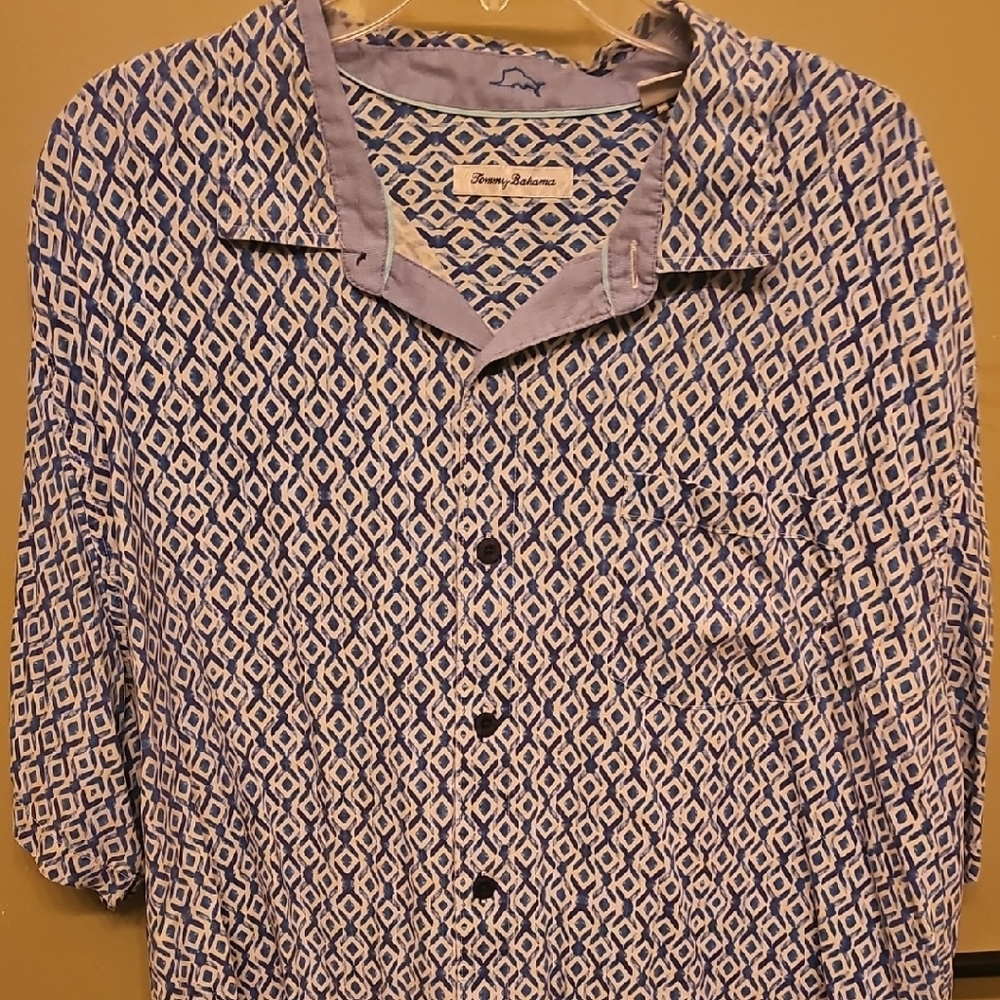 Tommy Bahama Navy and Cream Diamond Shirt